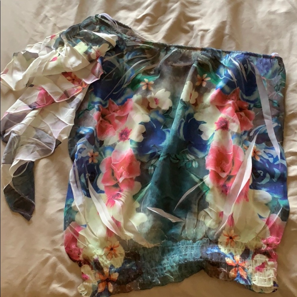 One sleeve top